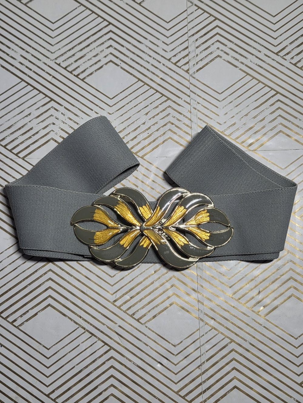 Vintage 80s Woven Gray Elastic Belt with Gold Gray Marbled Resin Clasp Buckle